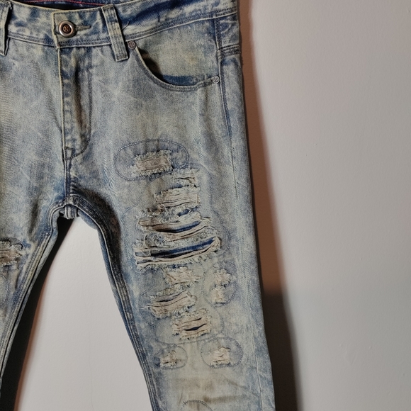 BlacX light washed distressed denim jeans - Picture 3 of 15